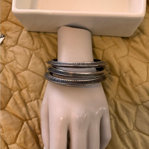 Silver Patterned Bangles 3 🌼🌼🌼🌼 - Picture 8 of 14